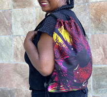 Load image into Gallery viewer, PRAISING MY ROOTS DRAWSTRING BACKPACK - The Art of Poncho
